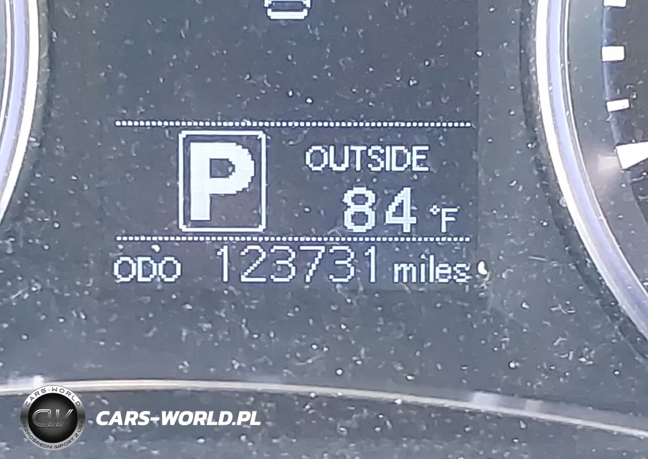 2016 Toyota Highlander Le V6 VIN:5TDBKRFH4GS317548 - 15