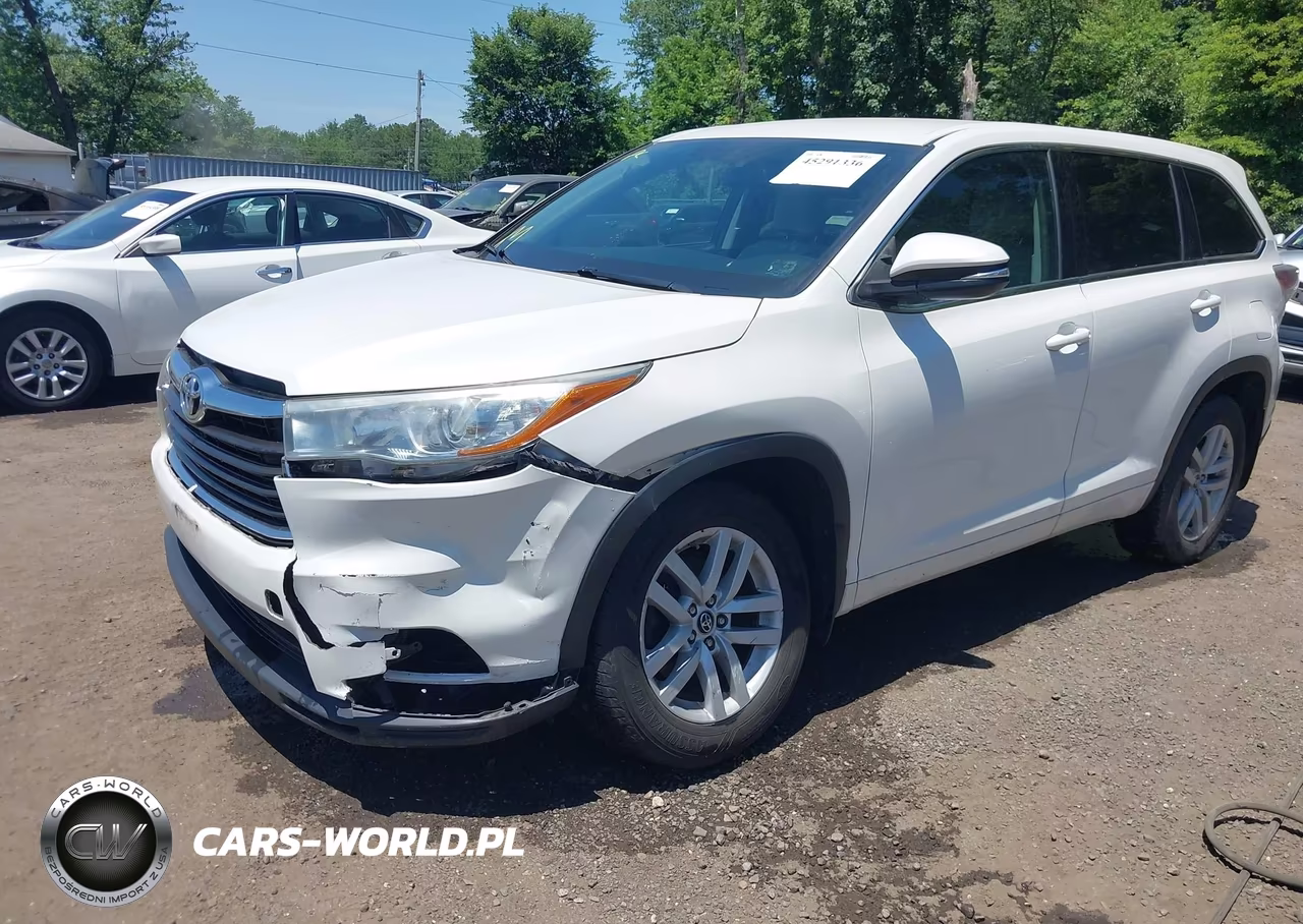 2016 Toyota Highlander Le V6 VIN:5TDBKRFH4GS317548 - 6