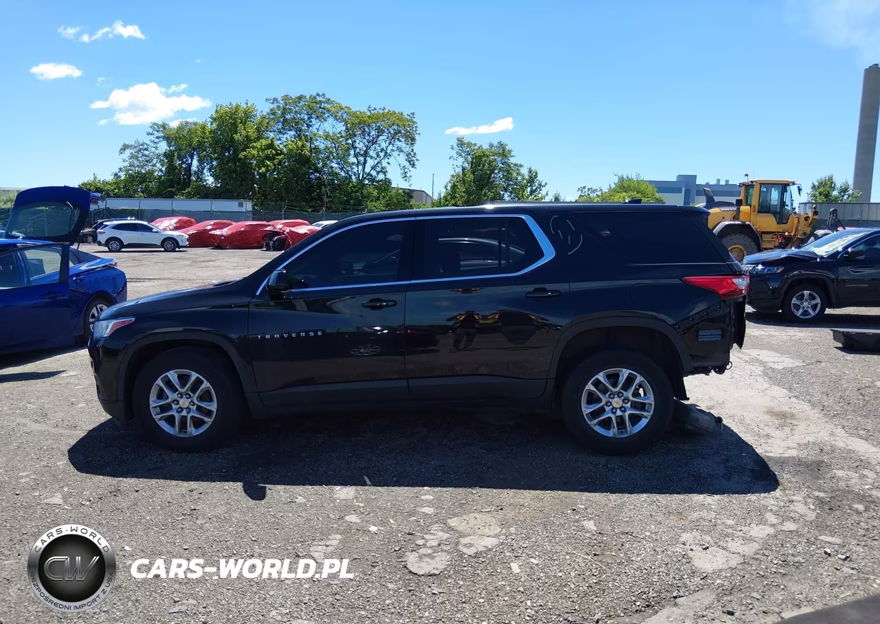 2018 Chevrolet Traverse Ls VIN:1GNERFKW2JJ176633 - 15
