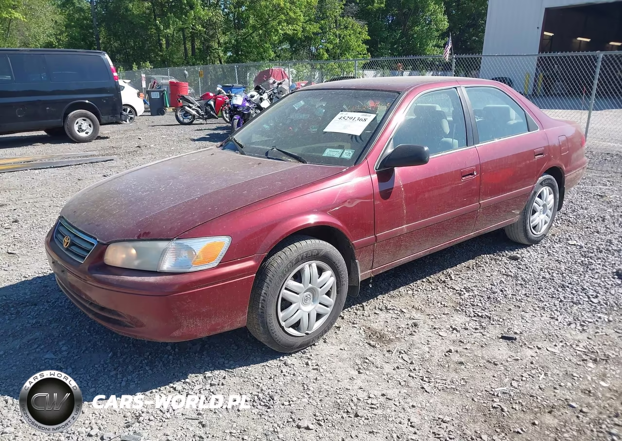2000 Toyota Camry Le VIN:4T1BG28K8YU733497 - 2