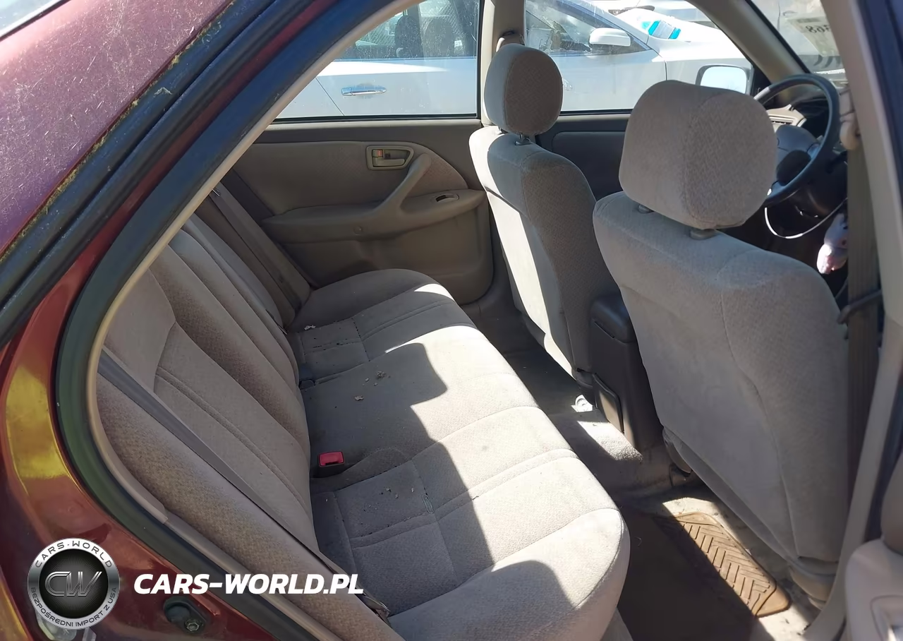 2000 Toyota Camry Le VIN:4T1BG28K8YU733497 - 8