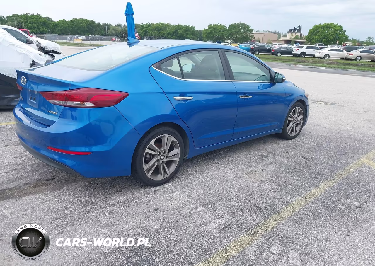 2017 Hyundai Elantra Limited VIN:5NPD84LF7HH084415 - 4