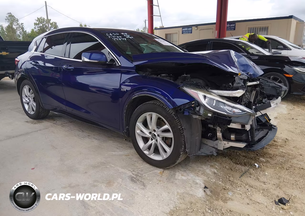 2018 Infiniti Qx30 Luxury – zdjęcie 1 z 16