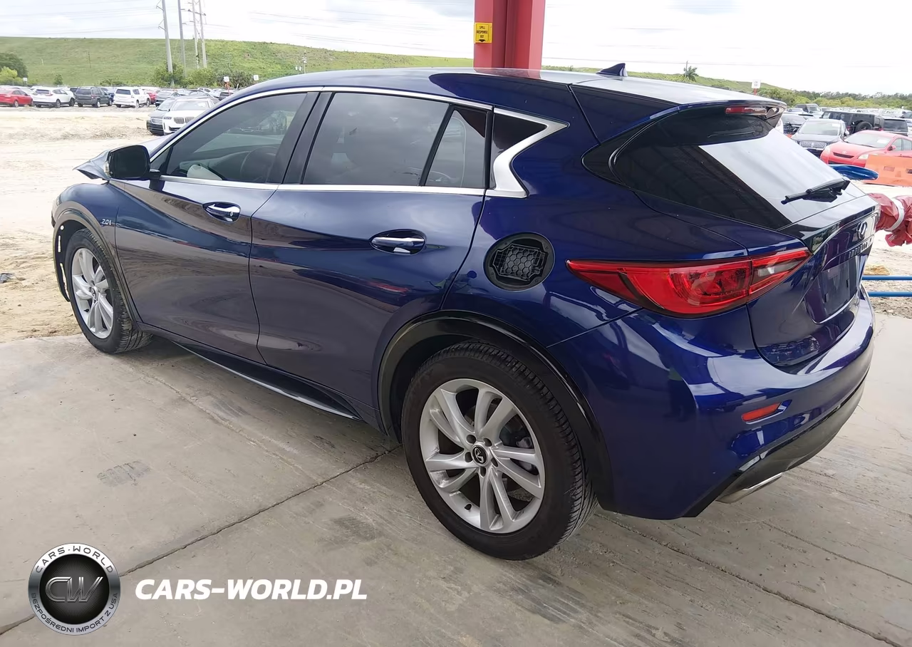 2018 Infiniti Qx30 Luxury VIN:SJKCH5CP9JA055681 - 3