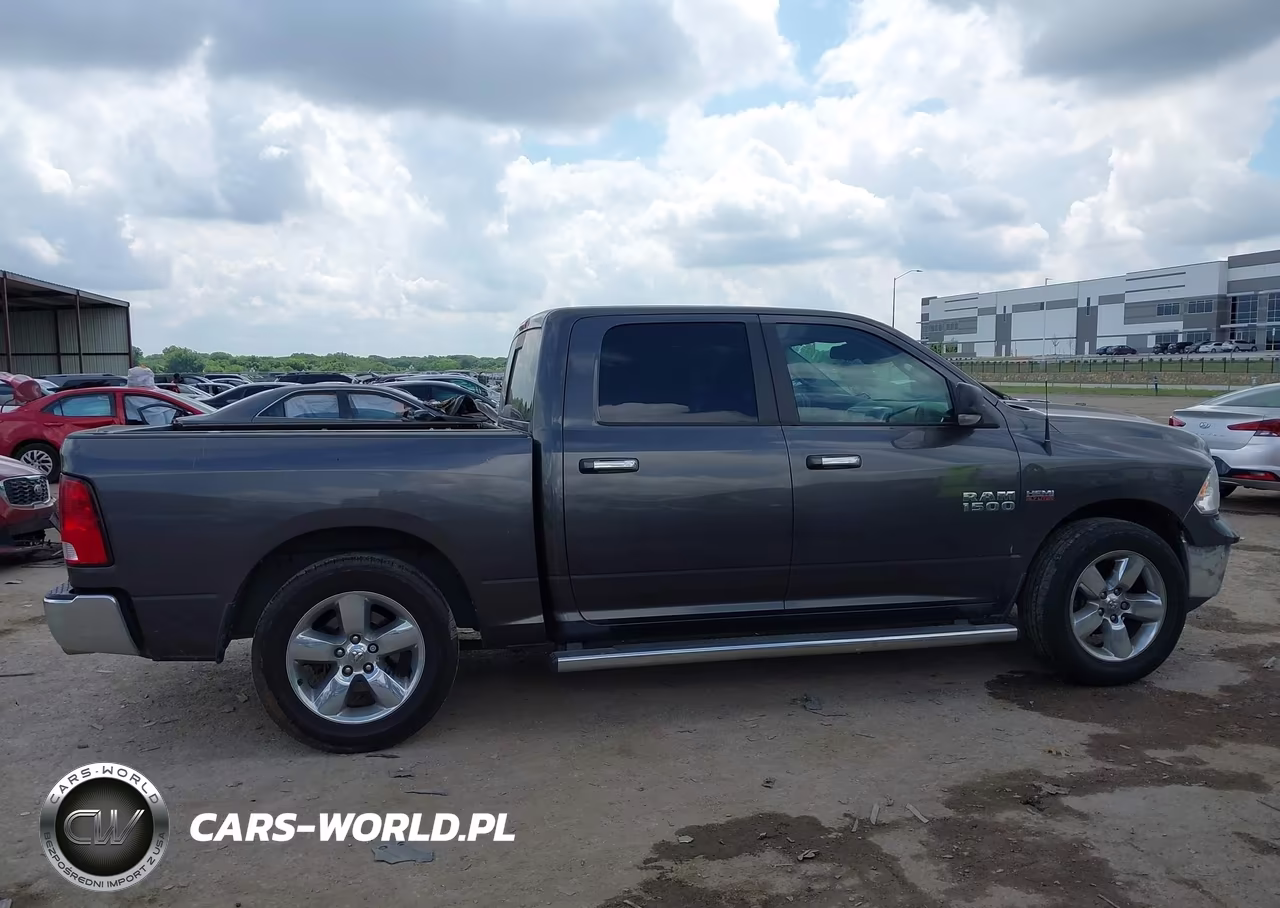 2016 Ram 1500 Lone Star VIN:3C6RR6LT1GG320401 - 13