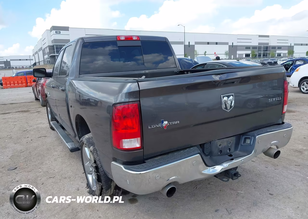 2016 Ram 1500 Lone Star VIN:3C6RR6LT1GG320401 - 3