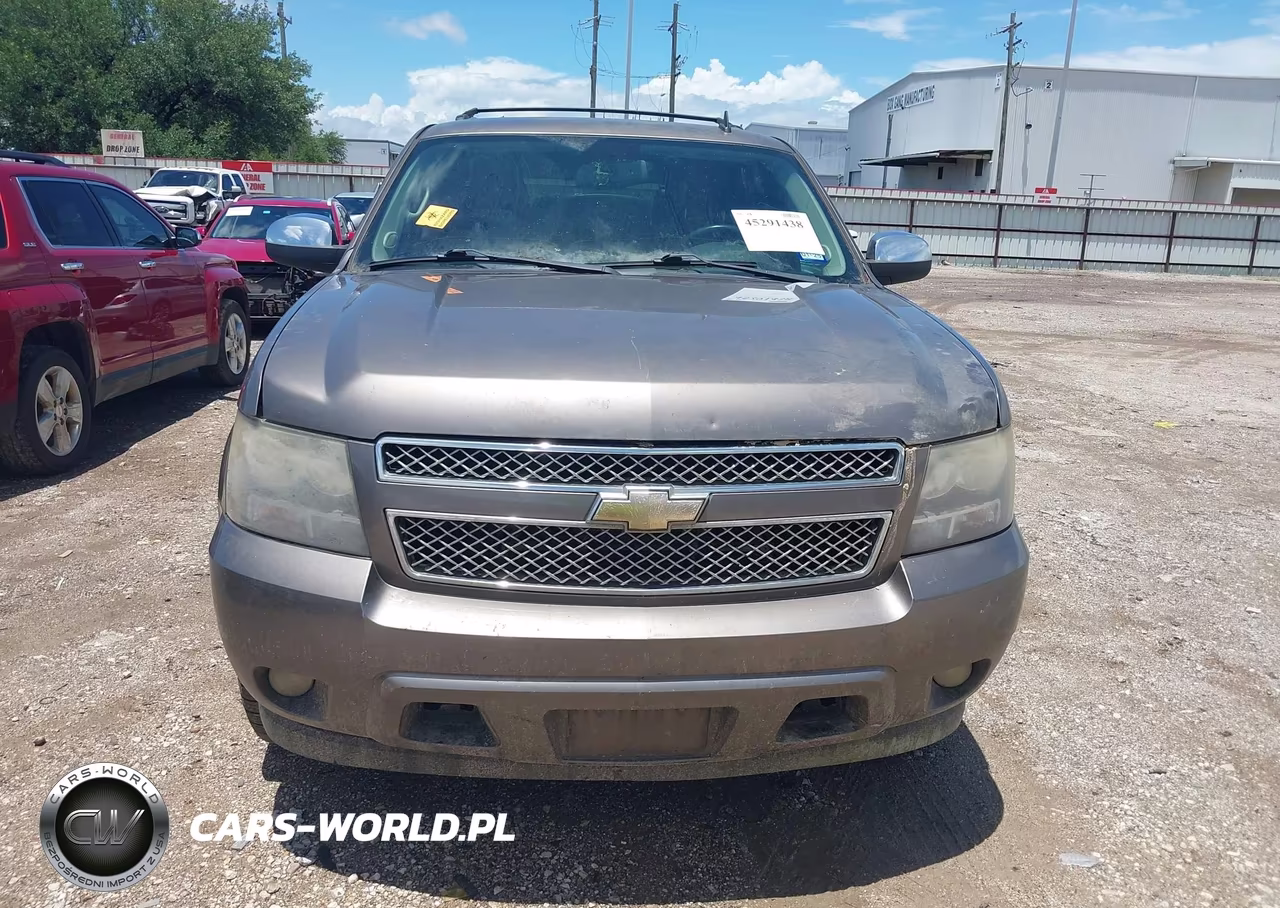 2011 Chevrolet Tahoe Ls VIN:1GNSCAE04BR337307 - 12