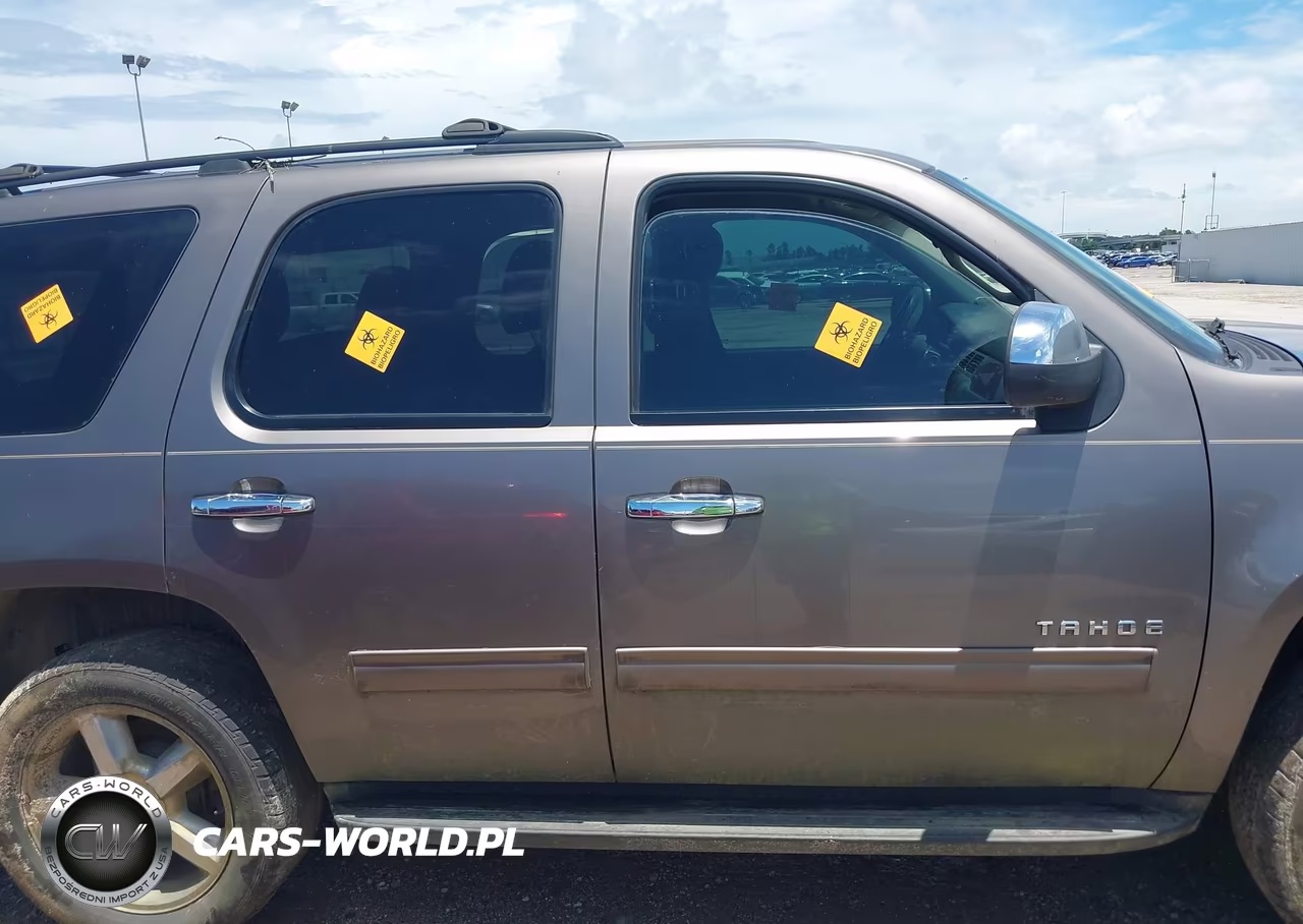 2011 Chevrolet Tahoe Ls VIN:1GNSCAE04BR337307 - 13