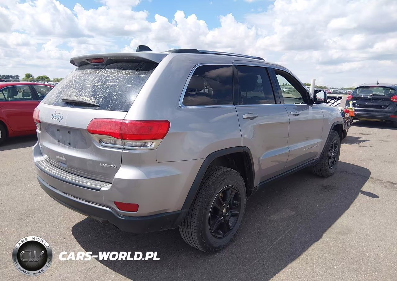 2016 Jeep Grand Cherokee Laredo VIN:1C4RJFAG5GC376172 - 4