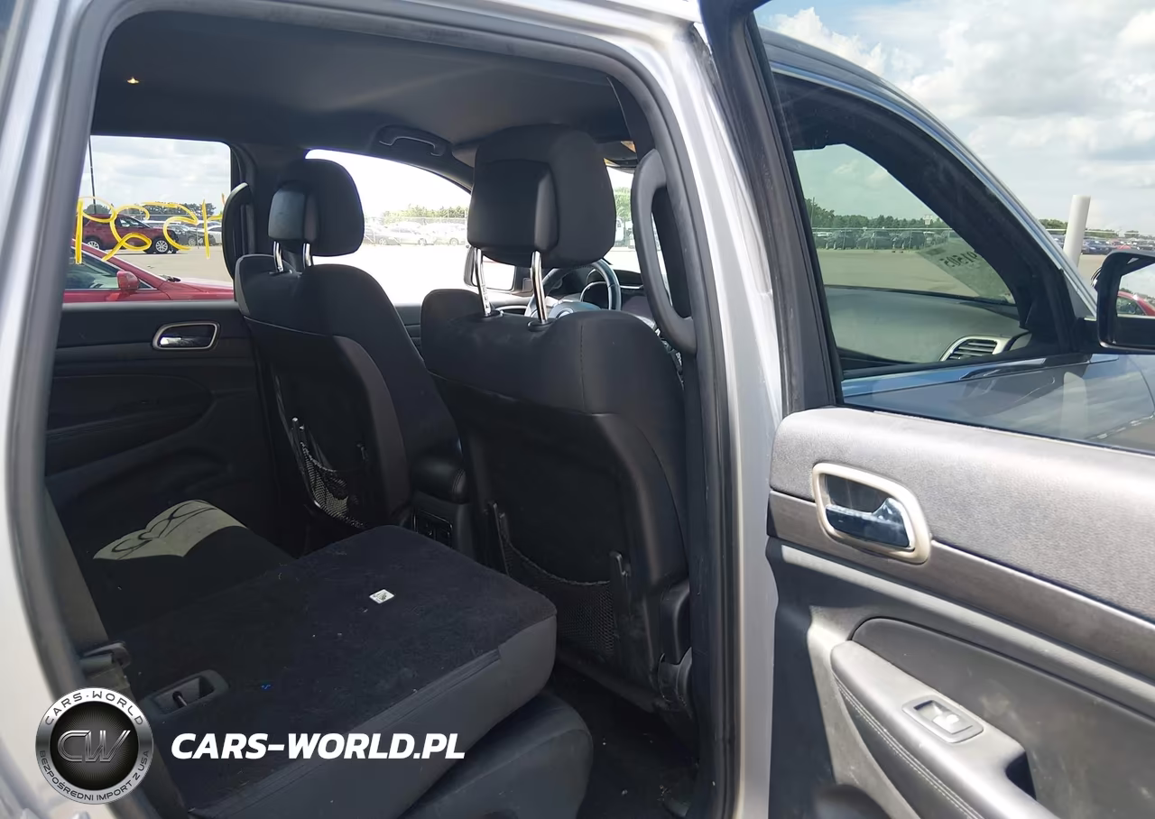 2016 Jeep Grand Cherokee Laredo VIN:1C4RJFAG5GC376172 - 8