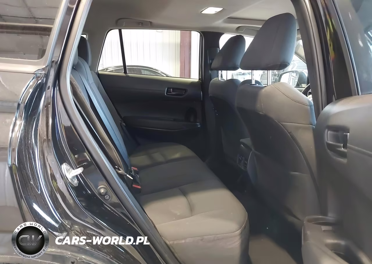 2022 Toyota Corolla Cross Le VIN:7MUBAABG2NV007273 - 8