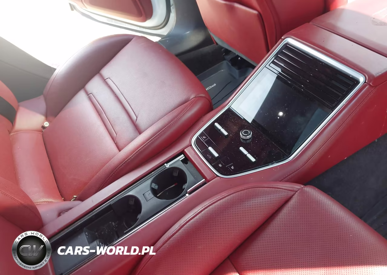 2018 Porsche Panamera 4S VIN:WP0AB2A75JL132662 - 18
