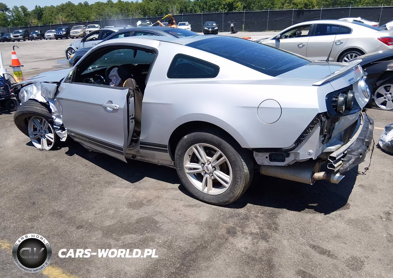2012 Ford Mustang V6 VIN:1ZVBP8AM8C5258324 - 3