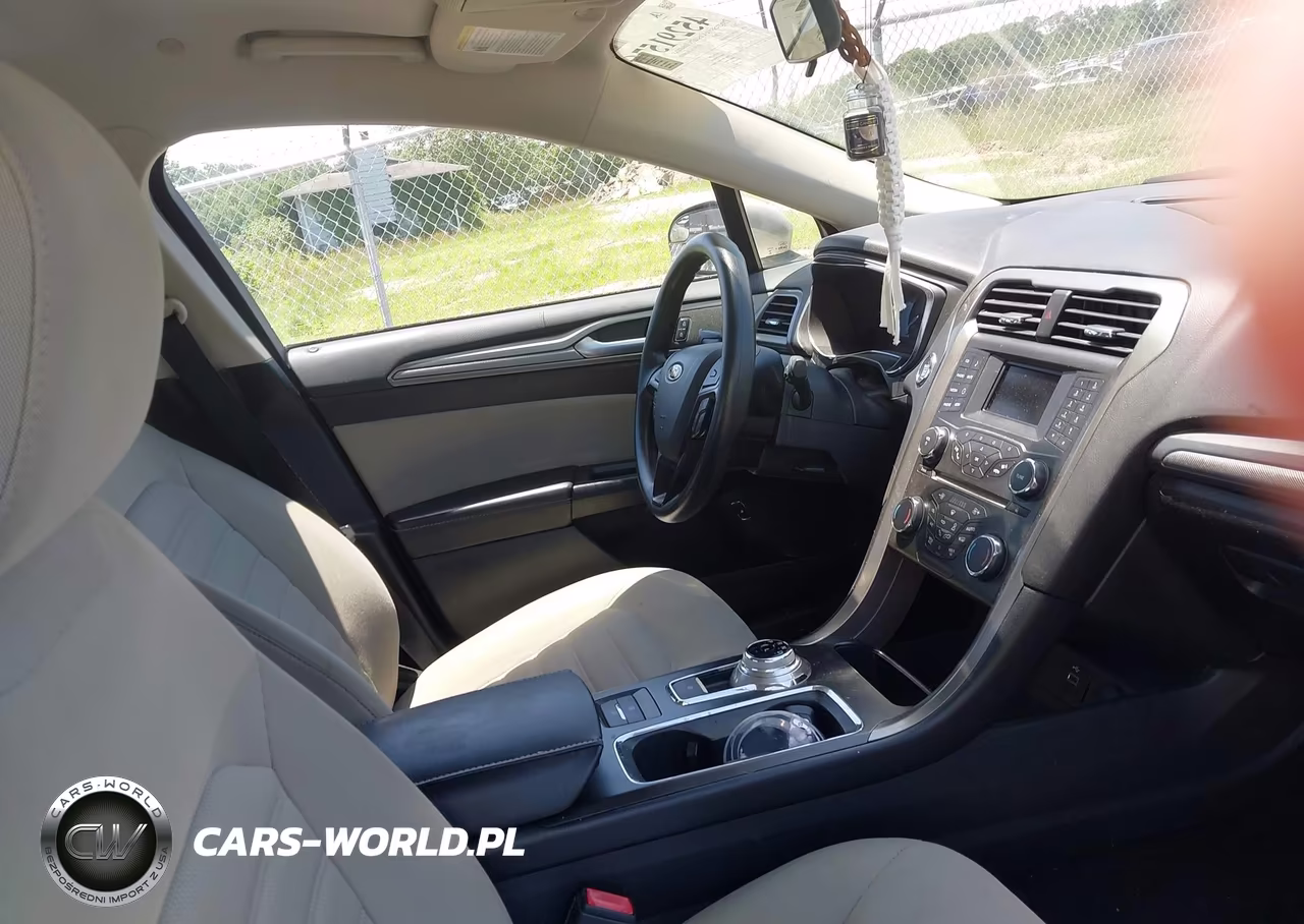 2018 Ford Fusion Hybrid S VIN:3FA6P0UU7JR141819 - 5