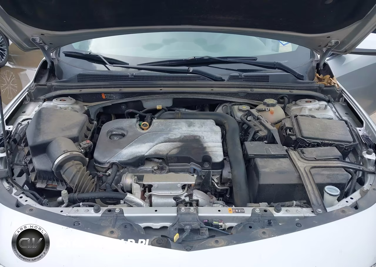 2018 Chevrolet Malibu Lt VIN:1G1ZD5ST3JF129504 - 10
