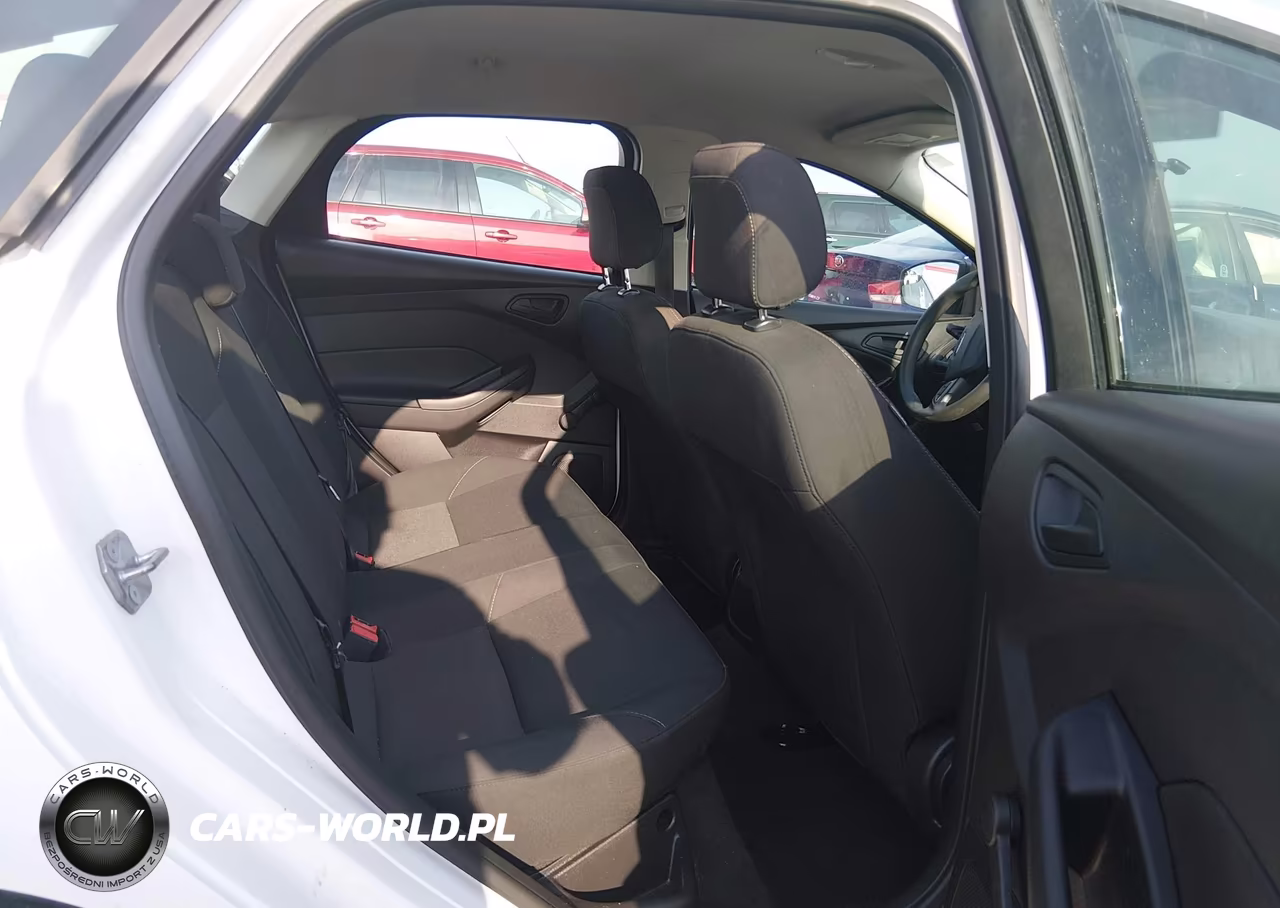 2016 Ford Focus S VIN:1FADP3E20GL339459 - 8