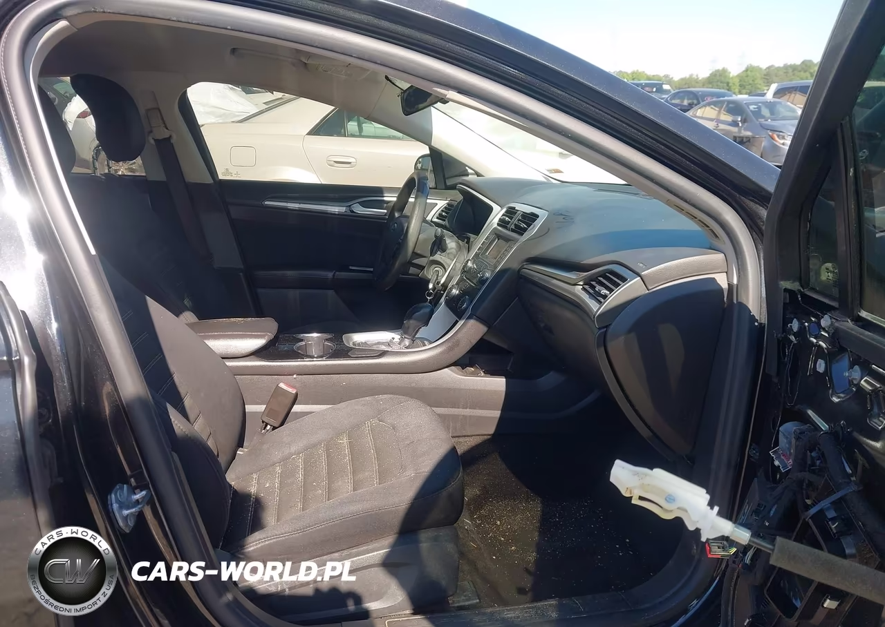 2014 Ford Fusion Se VIN:3FA6P0H71ER261528 - 5