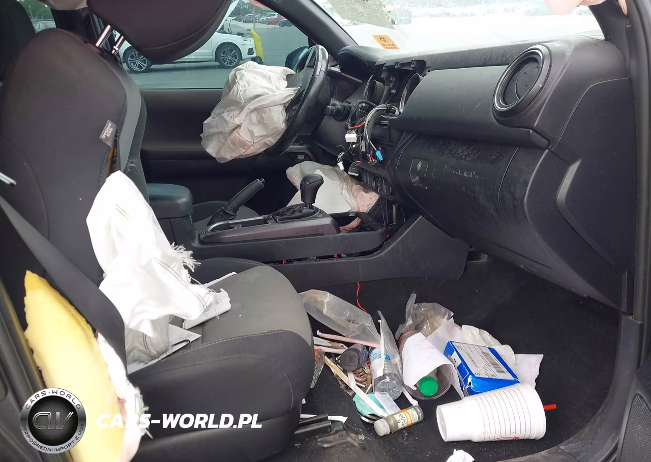 2020 Toyota Tacoma Trd Sport VIN:3TMCZ5AN9LM355258 - 5