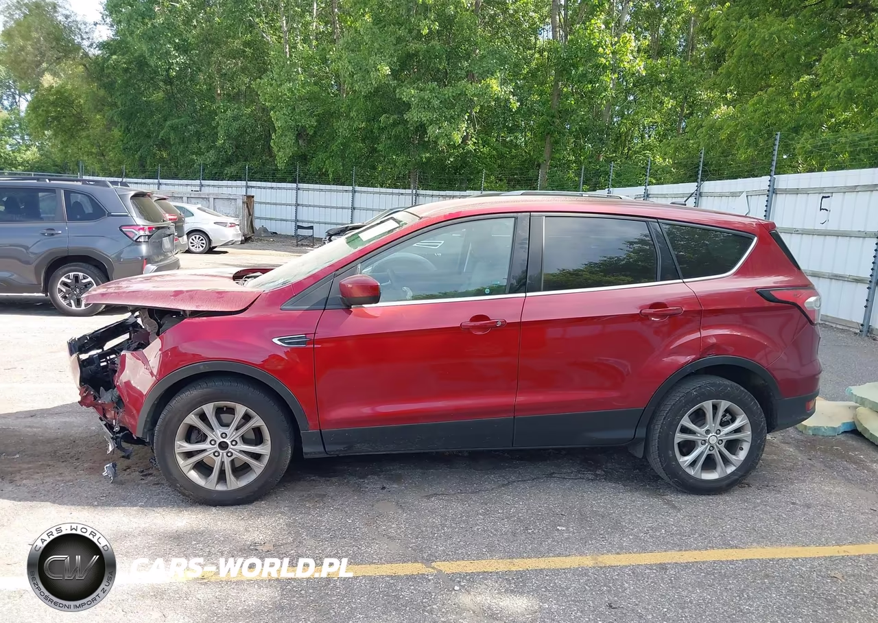 2017 Ford Escape Se VIN:1FMCU0GD5HUC64518 - 15
