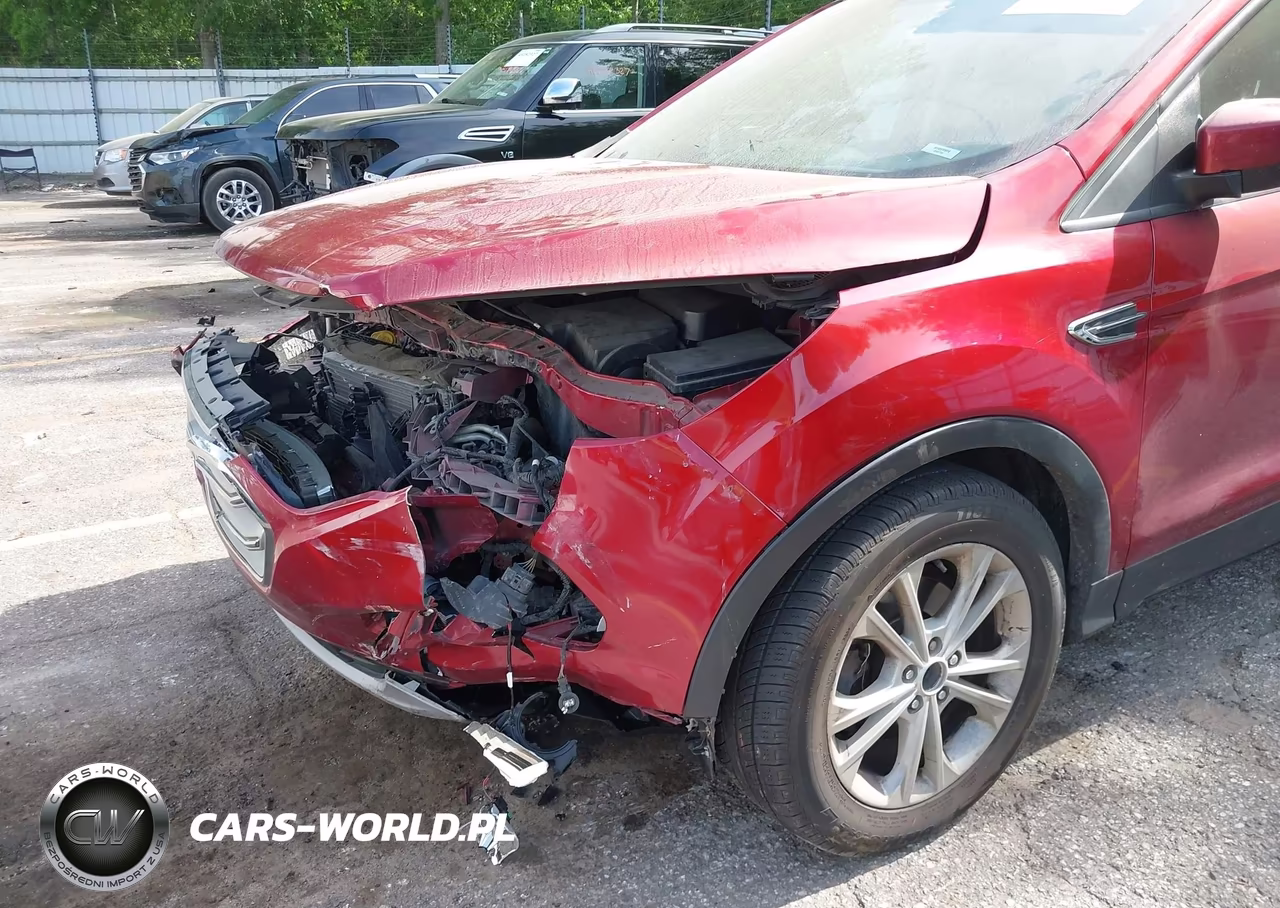 2017 Ford Escape Se VIN:1FMCU0GD5HUC64518 - 6