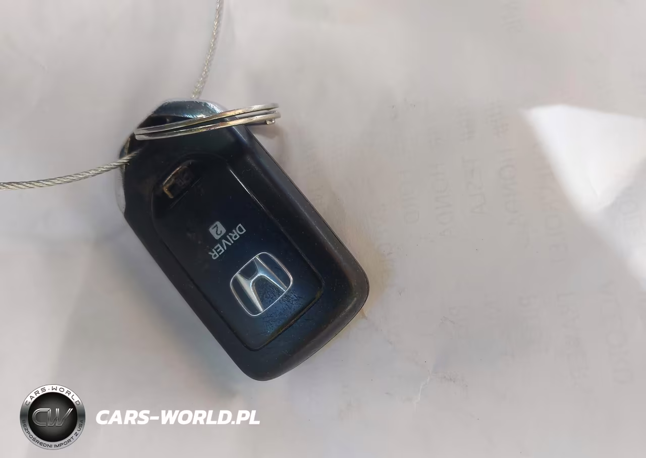 2018 Honda Accord Touring VIN:1HGCV1F9XJA139592 - 11