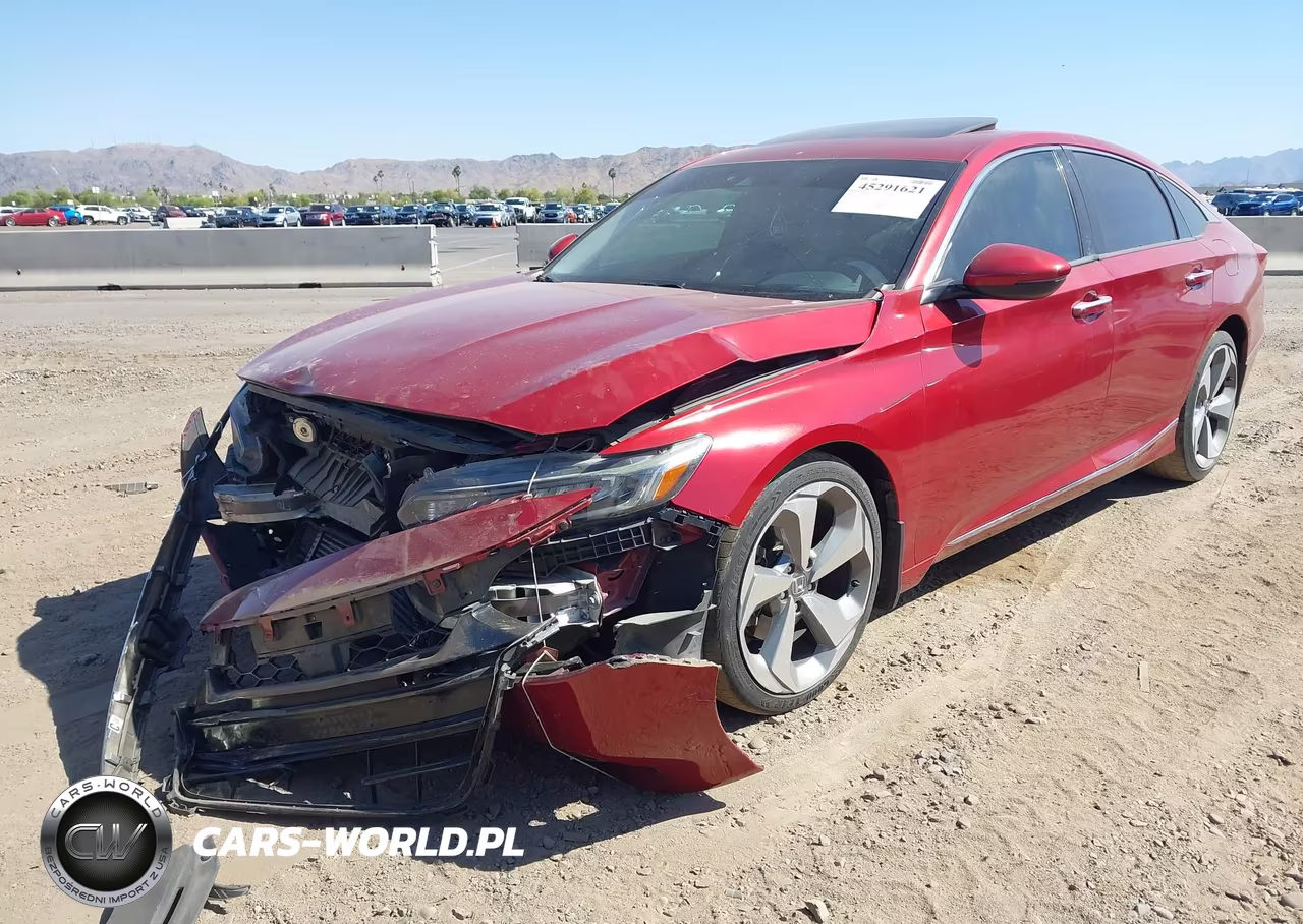 2018 Honda Accord Touring VIN:1HGCV1F9XJA139592 - 2