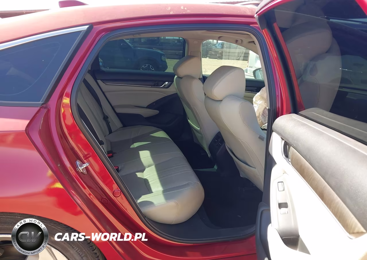 2018 Honda Accord Touring VIN:1HGCV1F9XJA139592 - 8