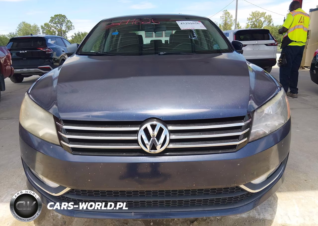 2015 Volkswagen Passat 1.8T Limited Edition VIN:1VWAT7A39FC094624 - 6