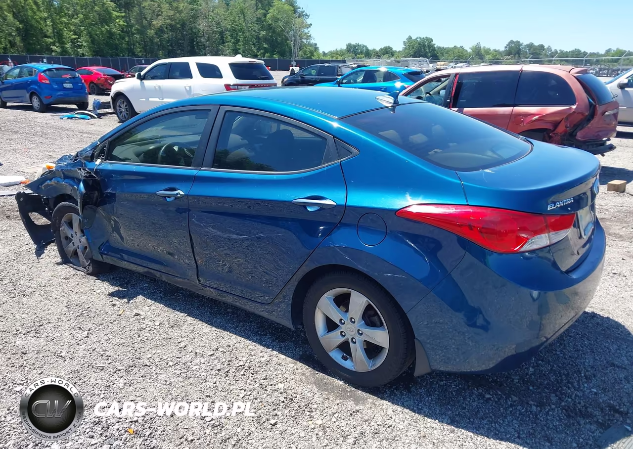 2013 Hyundai Elantra Gls VIN:KMHDH4AE0DU966841 - 3