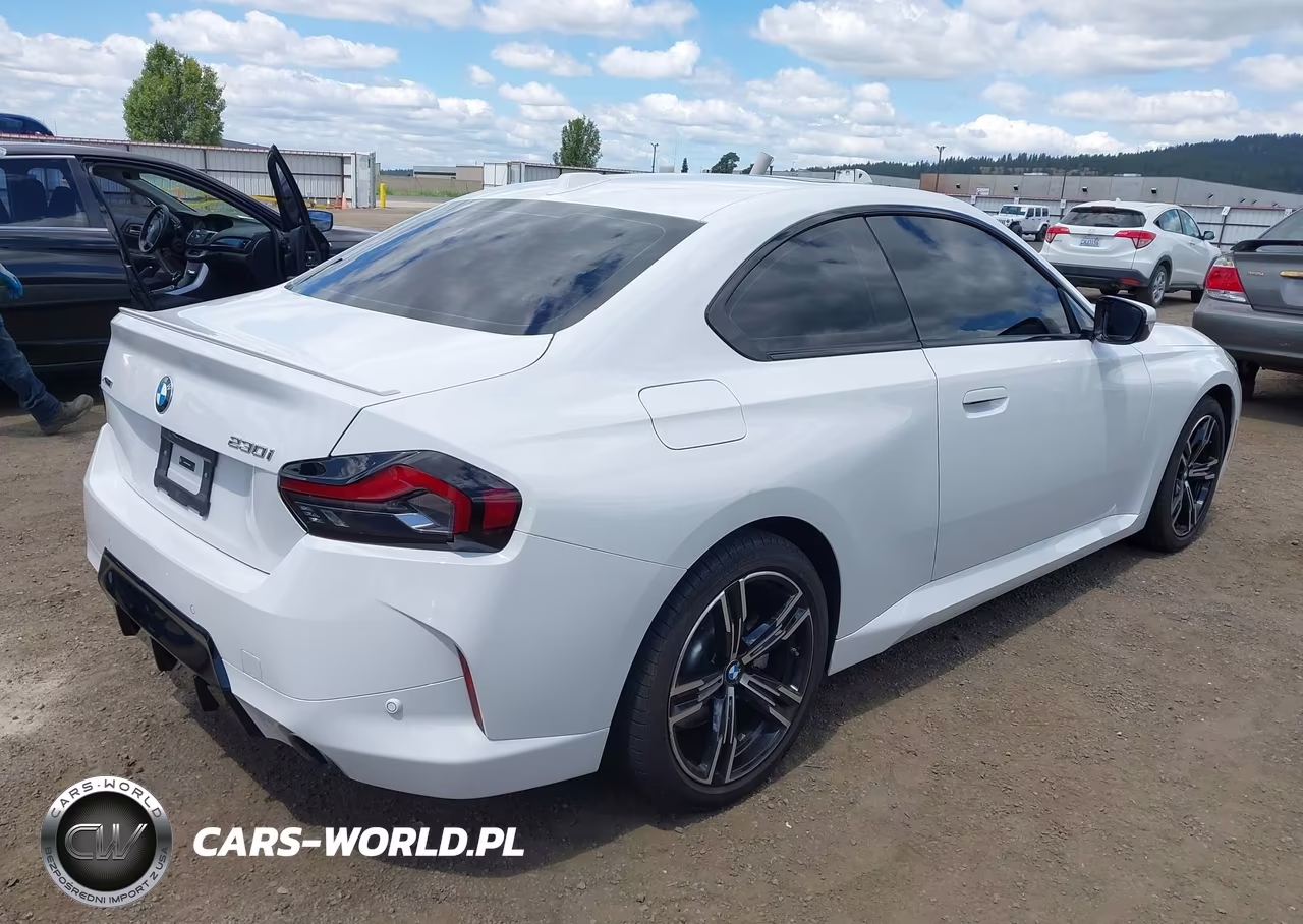 2025 BMW 230I xDrive VIN:3MW33CM08S8F66090 - 4