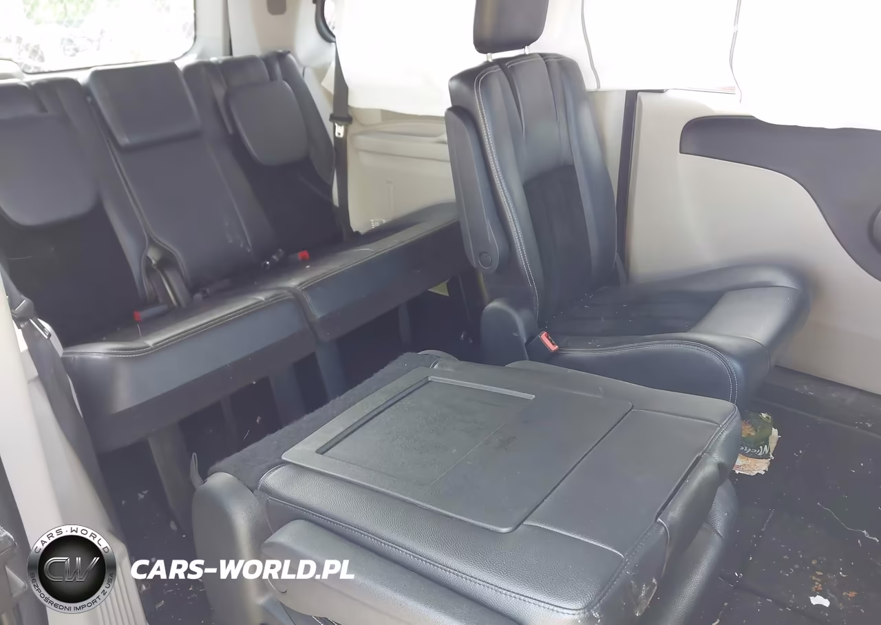 2018 Dodge Grand Caravan Sxt VIN:2C4RDGCG3JR307361 - 8