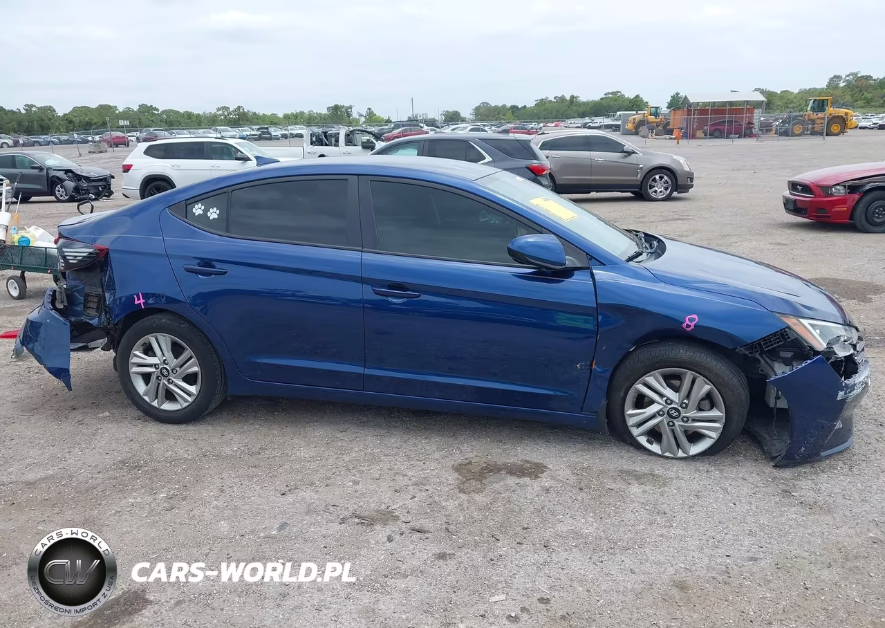 2020 Hyundai Elantra Sel VIN:5NPD84LF1LH609400 - 13