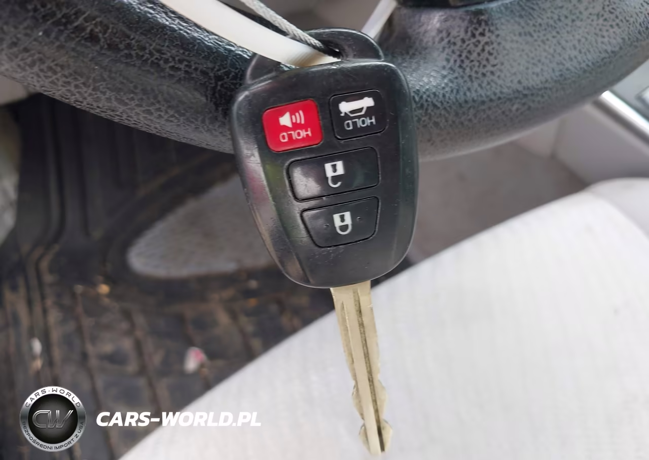 2015 Toyota Camry Le VIN:4T4BF1FK7FR458837 - 11