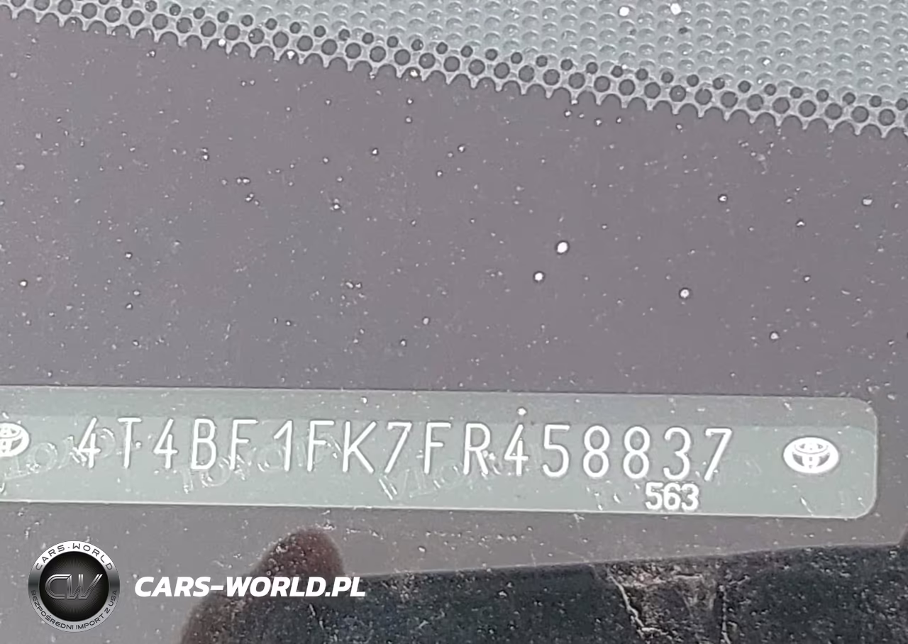 2015 Toyota Camry Le VIN:4T4BF1FK7FR458837 - 18
