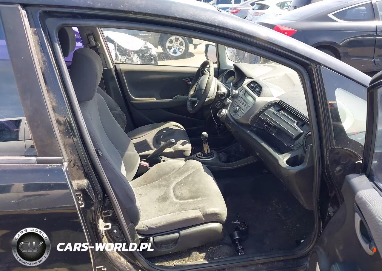 2009 Honda Fit VIN:JHMGE87289S038193 - 5