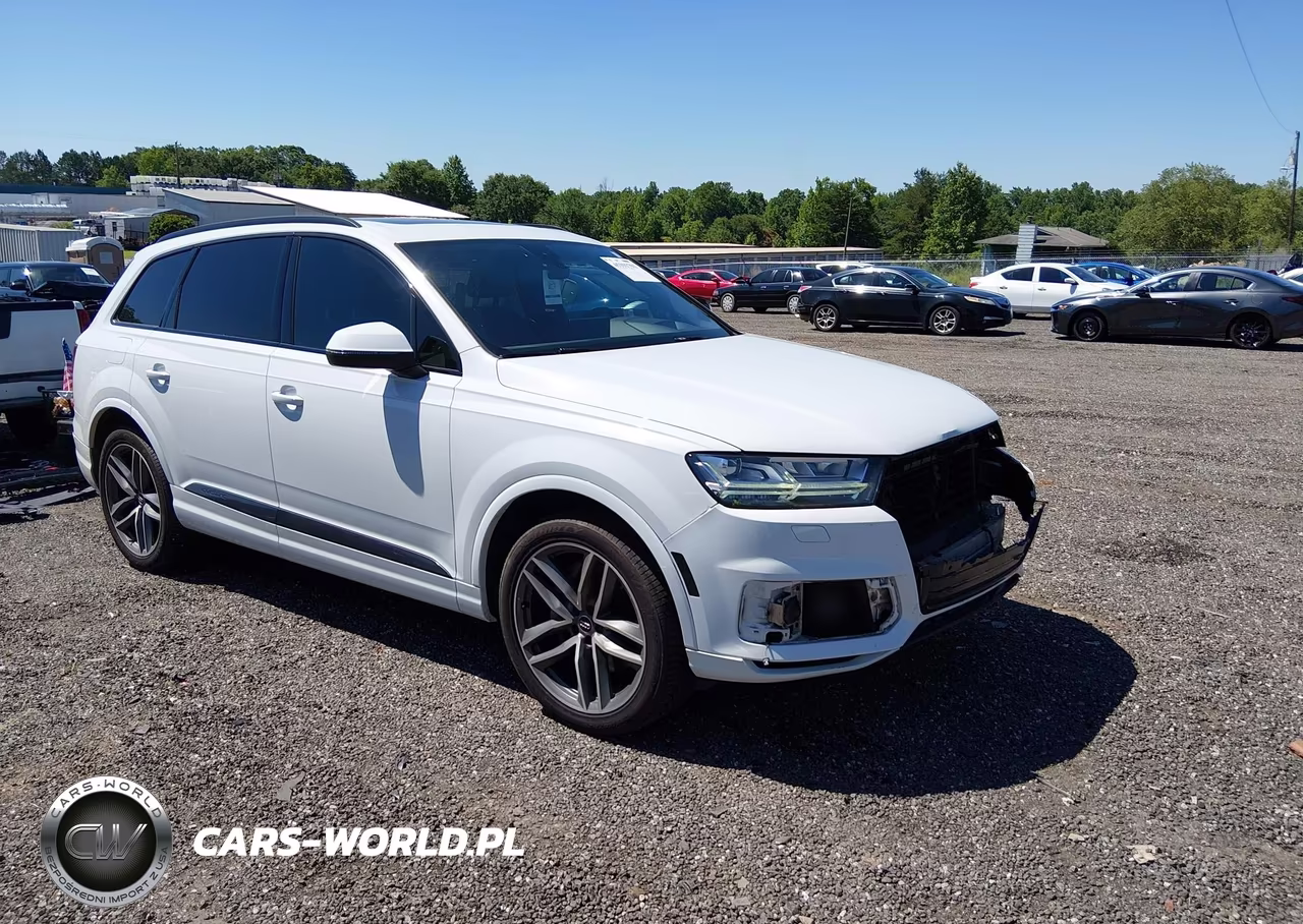 2018 Audi Q7 3.0T Premium VIN:WA1VAAF70JD044596 - 1