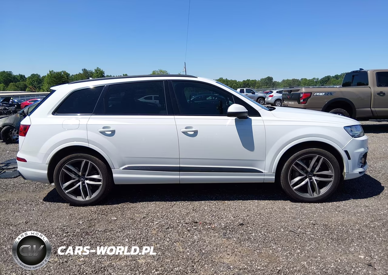 2018 Audi Q7 3.0T Premium VIN:WA1VAAF70JD044596 - 14