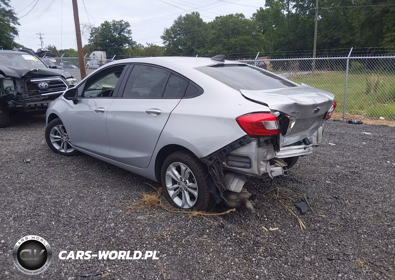 2019 Chevrolet Cruze Ls VIN:1G1BC5SM4K7102725 - 3