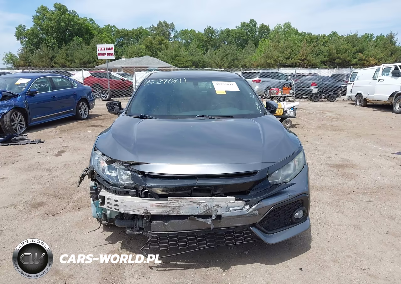 2018 Honda Civic Sport VIN:SHHFK7G49JU208899 - 13