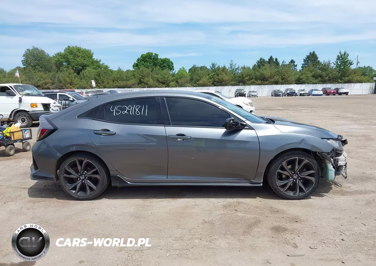 2018 Honda Civic Sport VIN:SHHFK7G49JU208899 - 14