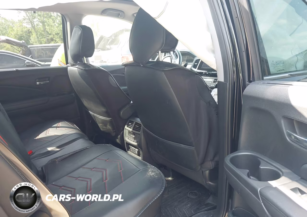 2017 Honda Pilot Touring VIN:5FNYF6H96HB008723 - 8