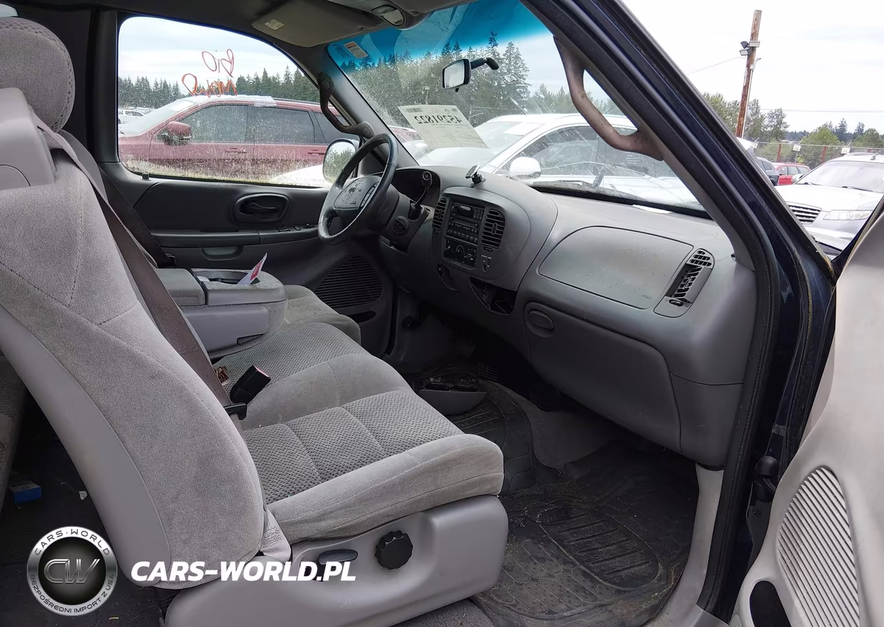 2002 Ford F150 VIN:1FTRX17W92NA49836 - 5