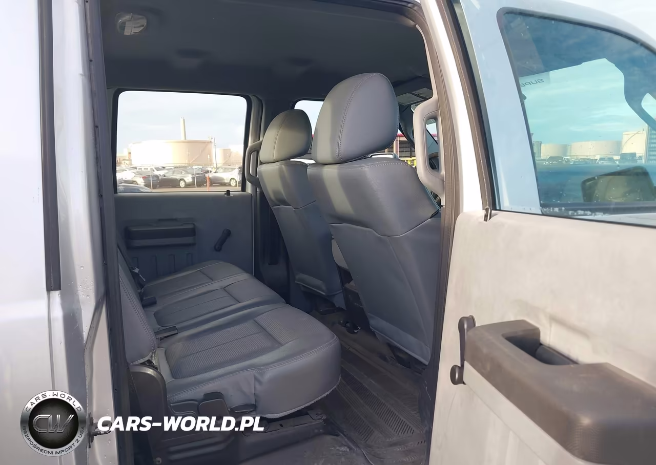 2015 Ford F-350 Chassis Xl VIN:1FD8W3HT1FEA89490 - 8