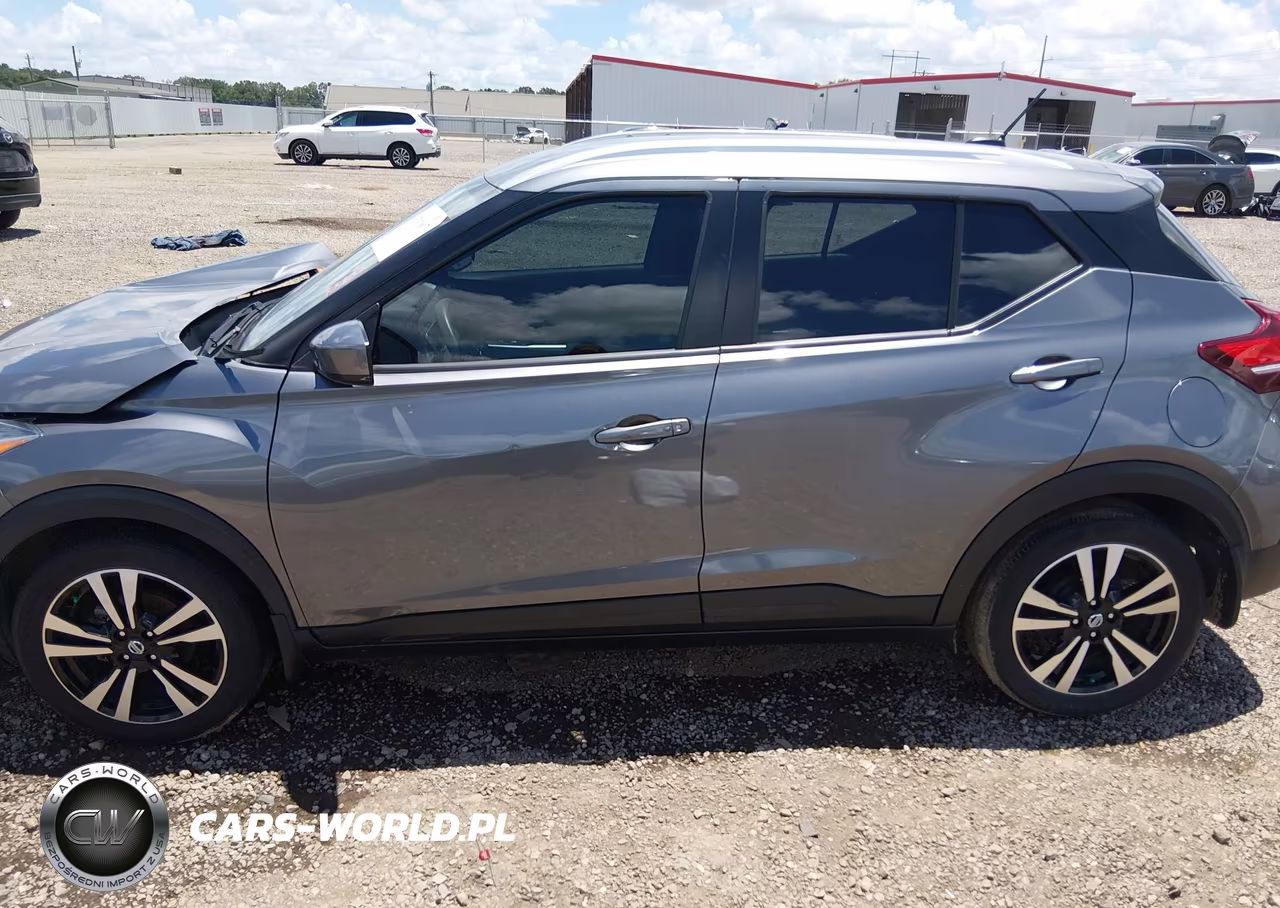 2018 Nissan Kicks Sv VIN:3N1CP5CU5JL519217 - 15