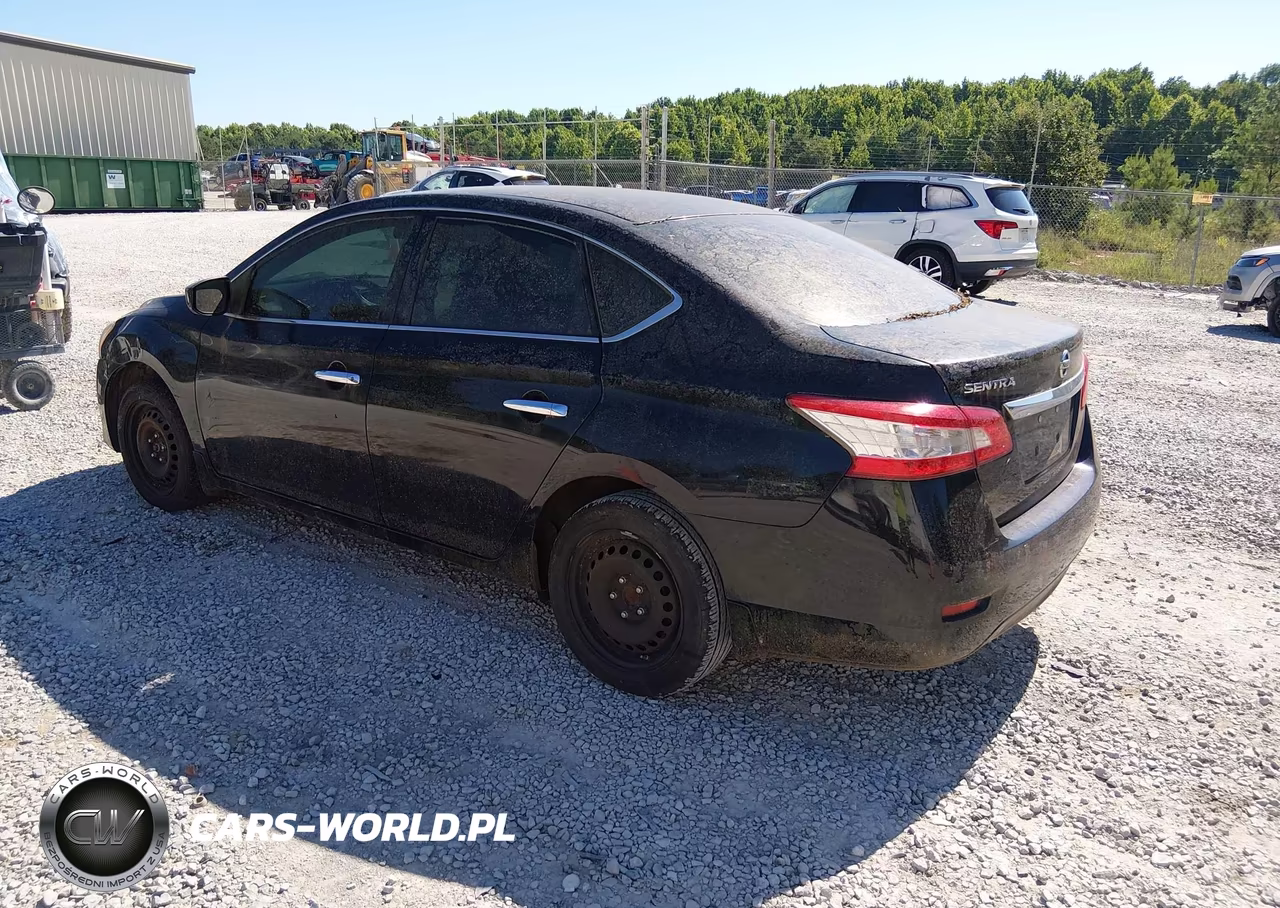 2015 Nissan Sentra S VIN:3N1AB7AP7FY304415 - 3