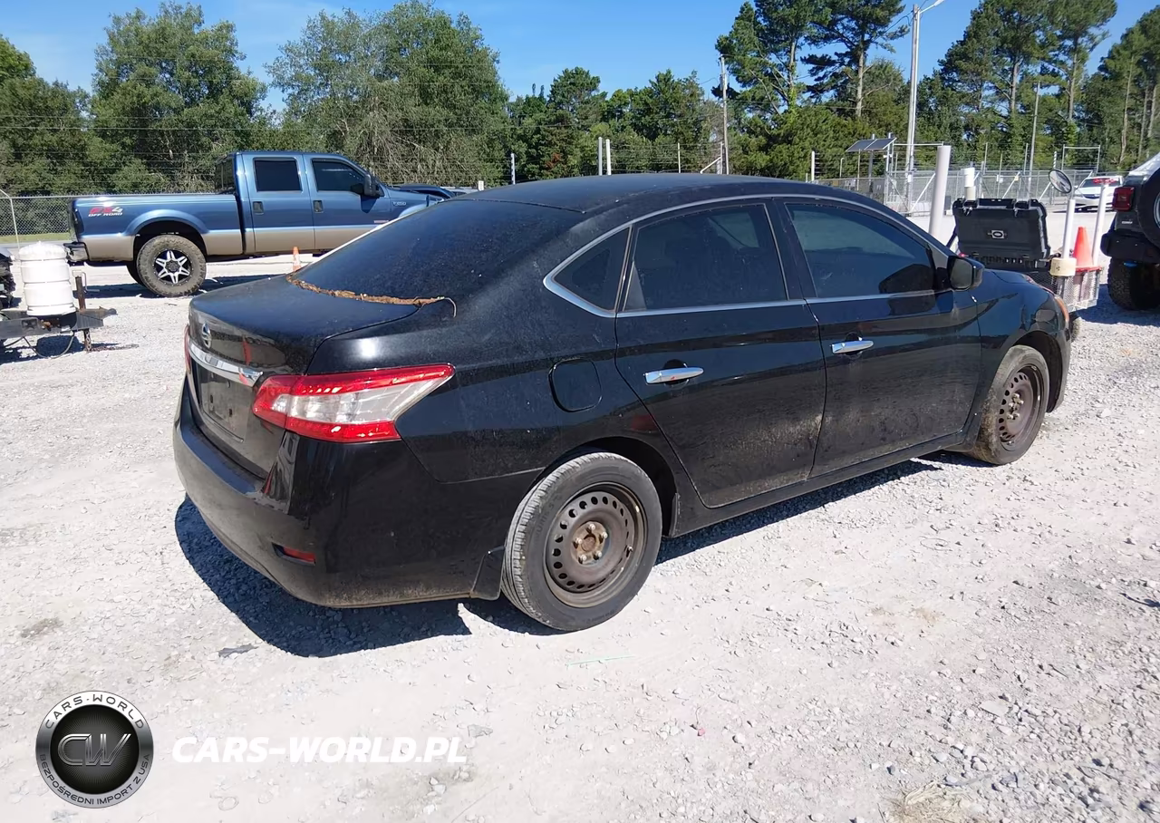 2015 Nissan Sentra S VIN:3N1AB7AP7FY304415 - 4