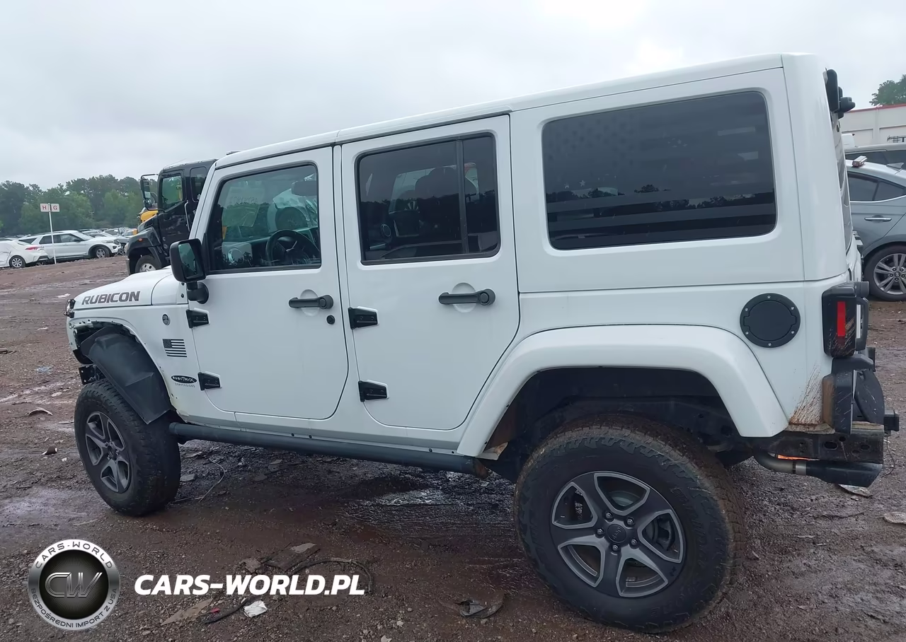 2016 Jeep Wrangler Unlimited Rubicon VIN:1C4BJWFG5GL135352 - 14