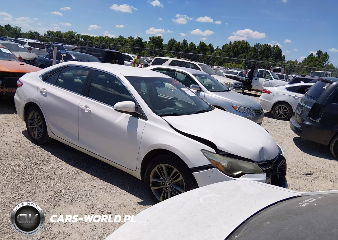 2015 Toyota Camry Se – zdjęcie 1 z 16