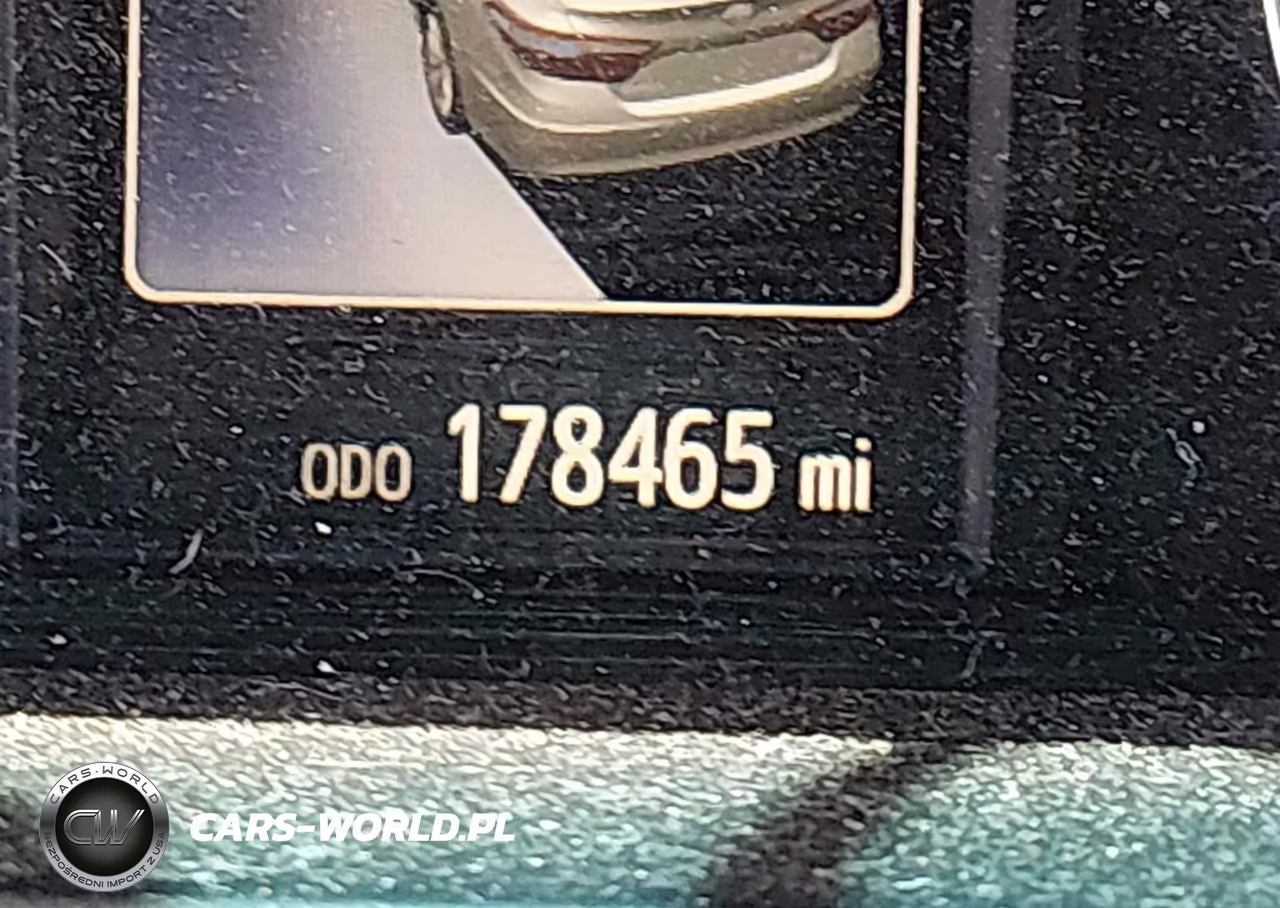 2015 Toyota Camry Se VIN:4T1BF1FKXFU919636 - 15