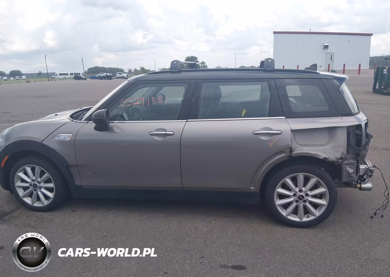 2019 Mini Clubman Cooper S VIN:WMWLU5C55K2G04690 - 15